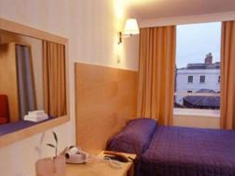 George Oxford Hotel Экстерьер фото